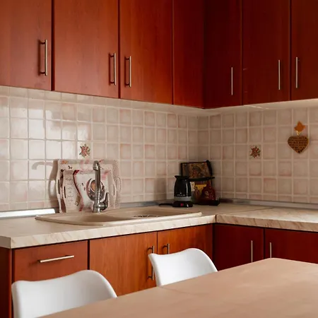 Steps Apartment *